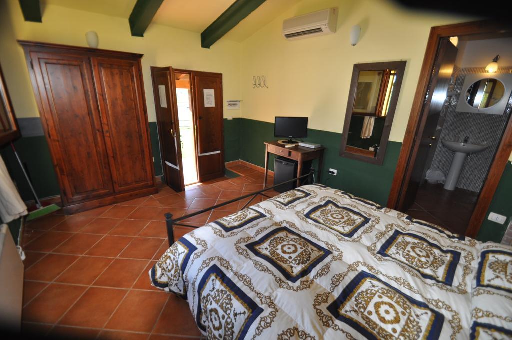 Agriturismo Il Cerrosughero Villa Scarlino Værelse billede