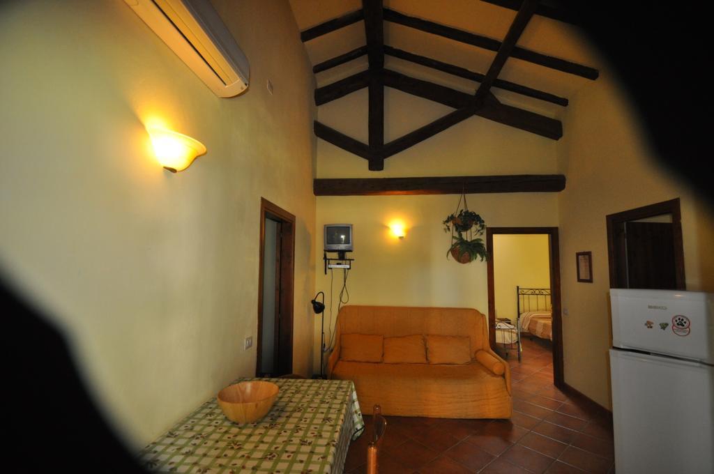 Agriturismo Il Cerrosughero Villa Scarlino Værelse billede