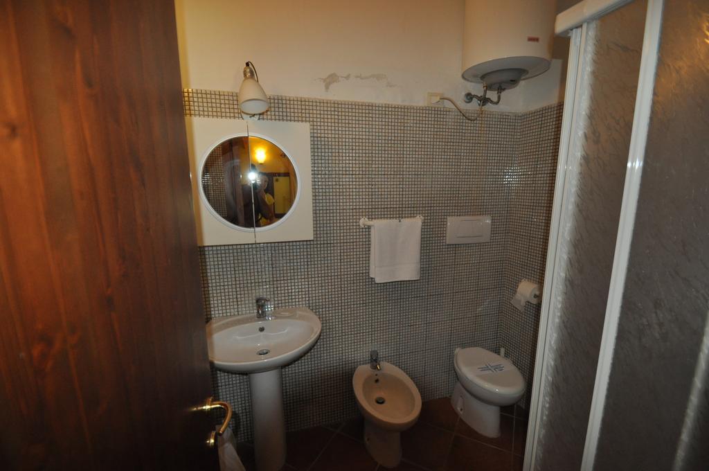 Agriturismo Il Cerrosughero Villa Scarlino Værelse billede